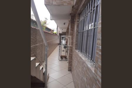 11_photo/94cefeef59.78fc3f0fe21dc8b9-ATLAS-6e829d95-ddaf-494b-a261-cf29acbc60e6.jpg de casa à venda com 3 quartos, 196m² em Mutinga, Osasco