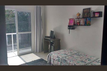 2_photo/94cefef063.dfdc228916ed28bc-ATLAS-94eaede6-d100-4669-9847-8e2e7d9bd153.jpg de casa à venda com 3 quartos, 77m² em Rochdale, Osasco