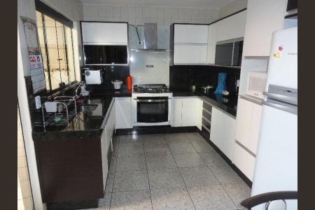 11_photo/94cefef063.dfdc228916ed28bc-ATLAS-96b4da15-ddec-4d73-9735-bbf018a7c6ef.jpg de casa à venda com 3 quartos, 77m² em Rochdale, Osasco