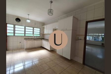 4_photo/94cefef0cb.7737ad63e43102b8-ATLAS-3ccb83ce-a629-4c54-b27e-1459e0ca2c2e.jpg de casa à venda com 4 quartos, 245m² em Rochdale, Osasco