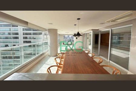 8_photo/94cefef6cf.92962df0b75f5906-ATLAS-ee31c81c-b6b3-44a5-9c0d-d9c9a73b7927.jpg de apartamento à venda com 3 quartos, 335m² em Aliança, Osasco