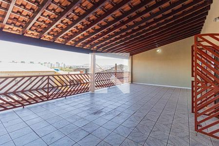 7_photo/94cefef963.d7a91d1757fec3a4-ATLAS-4aa6763e-bb8f-4b01-b7c2-8998ab82217d.jpg de casa à venda com 4 quartos, 356m² em Rochdale, Osasco