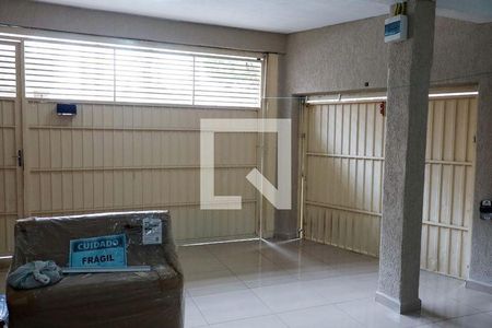 3_photo/94cefef9d1.0dba02f6e03a3679-ATLAS-1ebf6de0-408c-4400-aab6-621173ed2b51.jpg de casa à venda com 2 quartos, 210m² em Rochdale, Osasco