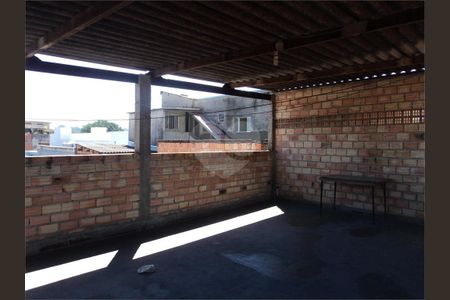 8_photo/94cefefa0b.7a69ff73eb43ff8d-ATLAS-644ee174-2dc5-4a3d-8607-023fc6dcf65c.jpg de casa à venda com 4 quartos, 200m² em Rochdale, Osasco