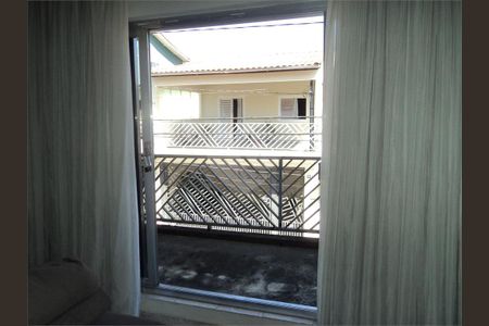 7_photo/94cefefa0b.7a69ff73eb43ff8d-ATLAS-e8e8bb27-9113-489f-9407-840d710f341b.jpg de casa à venda com 4 quartos, 200m² em Rochdale, Osasco