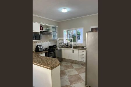 8_photo/94cefefa25.7be7a474fdeed64f-ATLAS-610f4fd5-343e-4ec5-839d-5e9f78460f9c.jpg de casa à venda com 3 quartos, 263m² em Rochdale, Osasco