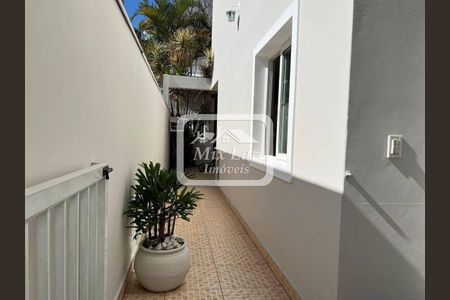 24_photo/94cefefa25.7be7a474fdeed64f-ATLAS-aa5322f2-e024-4cde-ac63-fd999200d4df.jpg de casa à venda com 3 quartos, 263m² em Rochdale, Osasco