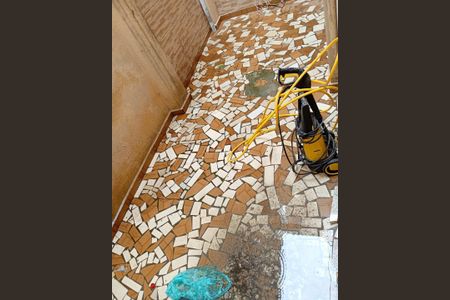 7_photo/94cefefa25.ceff8192393c33de-ATLAS-45e8ac0c-6b1a-4671-b80c-8f411efca941.jpg de casa para alugar com 3 quartos, 250m² em Rochdale, Osasco