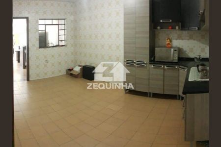 4_photo/94cefefb59.ceff8192393c33de-ATLAS-20f2f027-636b-4286-a0fb-959b7e8bfa94.jpg de casa à venda com 5 quartos, 210m² em Rochdale, Osasco