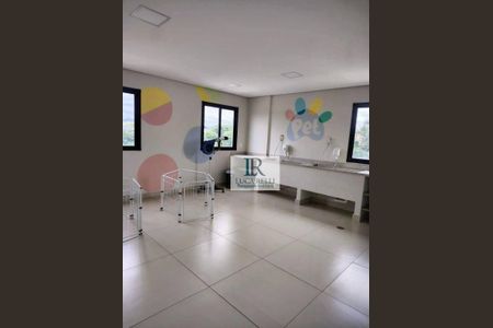 10_photo/94ceff0239.fa7f8b336d4b00bb-ATLAS-5ecd0c95-ce7f-4c8f-b665-8489fcf99e37.jpg de apartamento à venda com 1 quarto, 24m² em Bonfim, Osasco