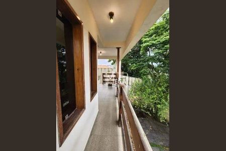 10_photo/94ceff0aa7.66adf2ea542bc7d2-ATLAS-f5bf75b9-06aa-4e20-a74f-d26dbafb1b8a.jpg de casa à venda com 4 quartos, 283m² em Vila Osasco, Osasco