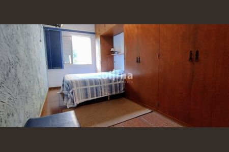 12_photo/94ceff0b53.ceff8192393c33de-ATLAS-d5afbda5-10ef-45d5-92a3-8b71924e66c1.jpg de casa à venda com 2 quartos, 75m² em Vila Osasco, Osasco