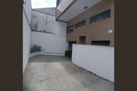 3_photo/94ceff1193.84d273d2e1abbbdc-ATLAS-9d2bb93a-9756-4db4-b627-697ab54c86ae.jpg de casa para alugar com 3 quartos, 880m² em Centro, Osasco