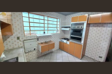 2_photo/94ceff12a3.4f01e810a805cb87-ATLAS-05f85831-bb1e-4f1e-adf1-8bdb3dd72342.jpg de casa à venda com 3 quartos, 200m² em Centro, Osasco