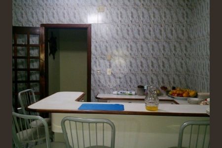 3_photo/94ceff1759.d4b653a035097e83-ATLAS-162d59ef-eecf-4e8d-966a-9067e8b968dc.jpg de casa à venda com 6 quartos, 670m² em Presidente Altino, Osasco