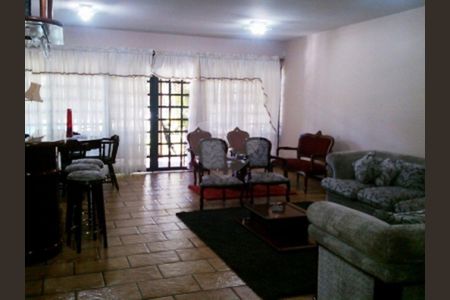 8_photo/94ceff1759.d4b653a035097e83-ATLAS-6517611f-b65c-4f06-b3e0-1ef7c4e0cdad.jpg de casa à venda com 6 quartos, 670m² em Presidente Altino, Osasco