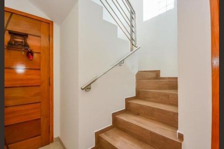 4_photo/94ceff18c1.cbac4b0532efd0a4-ATLAS-fd1baeda-f563-4960-aa96-4e932f2a9a78.jpg de casa à venda com 3 quartos, 145m² em Presidente Altino, Osasco