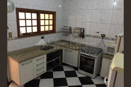 7_photo/94ceff22f3.cce03887c7d72c1f-ATLAS-027405b6-7905-4e8b-9540-58fa63773eff.jpg de casa à venda com 3 quartos, 550m² em Presidente Altino, Osasco