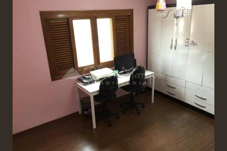 3_photo/94ceff22f3.cce03887c7d72c1f-ATLAS-1decbdd0-22aa-46b4-953f-d45709ebf2e0.jpg de casa à venda com 3 quartos, 550m² em Presidente Altino, Osasco