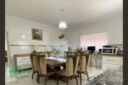 5_photo/94ceff270b.df8ad18b6ea2b8cf-ATLAS-7fad4335-41ba-4ca3-a6cb-b0e16da5ceea.jpg de casa à venda com 3 quartos, 257m² em Ayrosa, Osasco