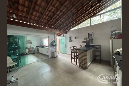 9_photo/94ceff277b.e6e1c947b02cf8fb-ATLAS-3d93304c-2528-4849-9754-b520fd0a3da5.jpg de casa à venda com 3 quartos, 170m² em Ayrosa, Osasco