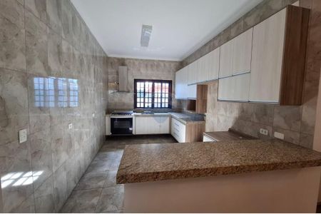 3_photo/94ceff27e7.a82db8b1a7eaaccb-ATLAS-35fe57f3-286e-434c-bc32-527b2605d6cd.jpg de casa para alugar com 3 quartos, 120m² em Vila Santa Edwiges, Osasco