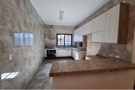 4_photo/94ceff27e7.a82db8b1a7eaaccb-ATLAS-5c6eddbc-70d4-4314-ab22-6dd4e22fba1a.jpg de casa para alugar com 3 quartos, 120m² em Vila Santa Edwiges, Osasco