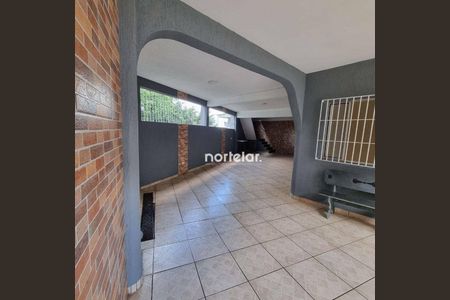 5_photo/94ceff281f.05acccb2dbb53537-ATLAS-20e8ef84-2db3-4844-bfa0-4fc744c4db11.jpg de casa à venda com 4 quartos, 350m² em Vila Santa Edwiges, São Paulo