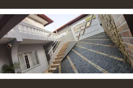 7_photo/94ceff282f.2f15d505e37c7ac5-ATLAS-3cbe953a-d9e2-40fc-8043-68904a235255.jpg de casa à venda com 3 quartos, 300m² em Vila Santa Edwiges, São Paulo