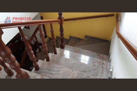 6_photo/94ceff28e9.b88c9f23dde11cca-ATLAS-8ce415c8-c835-4658-8e4e-10acc2ed0ffd.jpg de casa à venda com 3 quartos, 254m² em Remédios, Osasco