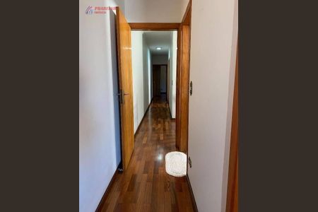 8_photo/94ceff2ed9.1aa5b8f538f3adaf-ATLAS-2a533f30-807a-42b4-bd61-46ef65b07c42.jpg de casa à venda com 3 quartos, 165m² em Jardim Maria Cristina, Osasco