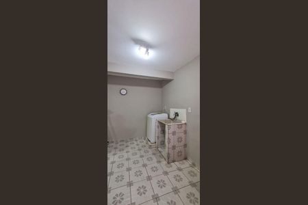 8_photo/94ceff2fcf.4cea1a0b3f6bbd2f-ATLAS-4a90b04f-a4f5-4035-b14c-4ff776fbbe5a.jpg de casa à venda com 2 quartos, 140m² em Remédios, Osasco