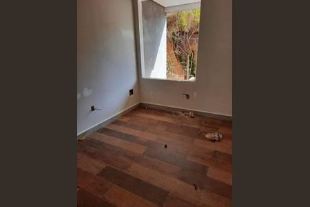 5_photo/94ceff3c6b.bba2eb11decafc9a-ATLAS-27a159d3-5c33-4d39-9dbe-0996f60fb4fd.jpg de casa à venda com 3 quartos, 88m² em Presidente Altino, Osasco