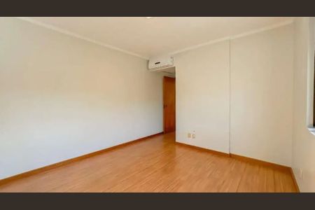 4_photo/94ceff3d29.565d65a6458b6ca1-ATLAS-1b00ee3b-b4c7-4d6c-9841-5af5ba278dc5.jpg de casa à venda com 3 quartos, 160m² em Presidente Altino, Osasco