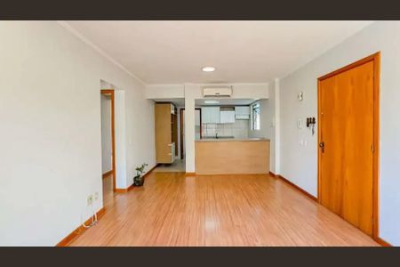 5_photo/94ceff3d29.565d65a6458b6ca1-ATLAS-c86f19a2-8ba7-464d-b59d-b88e0594d511.jpg de casa à venda com 3 quartos, 160m² em Presidente Altino, Osasco