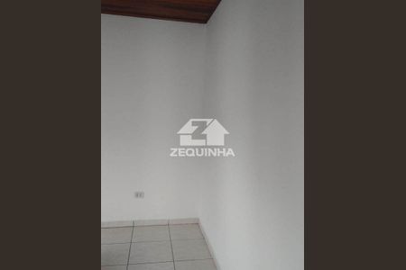 4_photo/94ceff3e6b.ceff8192393c33de-ATLAS-a0bbf703-9095-4bbd-b2d7-6c8915514a81.jpg de casa para alugar com 1 quarto, 24m² em Presidente Altino, Osasco