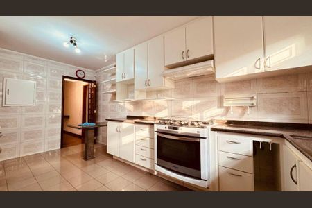 7_photo/94ceff46a3.3c20d05746a6d1b7-ATLAS-3d35165a-0cfd-4f04-b40e-9f9748a27516.jpg de casa à venda com 3 quartos, 144m² em Continental, Osasco