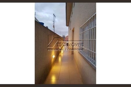 7_photo/94ceff5ea1.7dc29441a77b793f-ATLAS-3c5b20dd-7a8f-4c9e-a769-af24aa9ce685.jpg de casa à venda com 3 quartos, 242m² em Vila Yara, Osasco