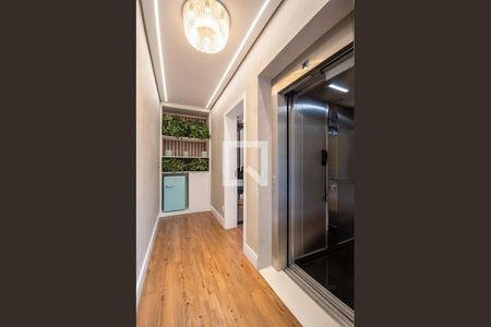 4_photo/94ceff623f.0bf895571deddd4a-ATLAS-1d46606f-eb1d-4316-97b4-e68b6f6d29bf.jpg de casa à venda com 4 quartos, 536m² em Adalgisa, Osasco