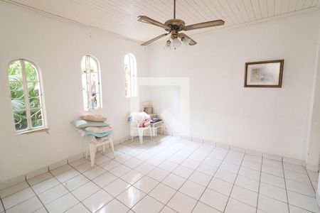 7_photo/94ceff646f.7b14635dc7f45449-ATLAS-2c687af6-e452-4848-8e5b-b43596d834d4.jpg de casa à venda com 3 quartos, 276m² em Umuarama, Osasco