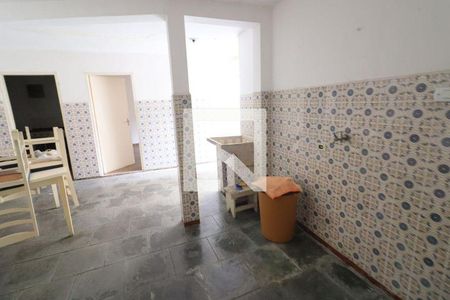 31_photo/94ceff646f.7b14635dc7f45449-ATLAS-e084a069-7d23-45e2-b4fb-88fd96e543c8.jpg de casa à venda com 3 quartos, 276m² em Umuarama, Osasco