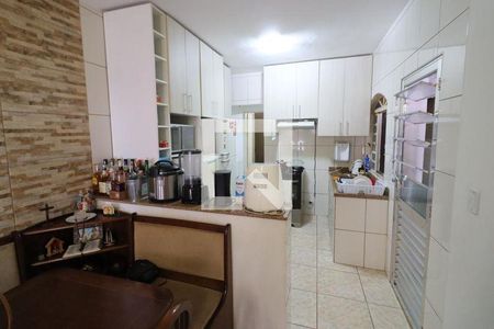 6_photo/94ceff646f.7b14635dc7f45449-ATLAS-e5a92123-91bf-497e-b573-d26d47bdfbf0.jpg de casa à venda com 3 quartos, 276m² em Umuarama, Osasco