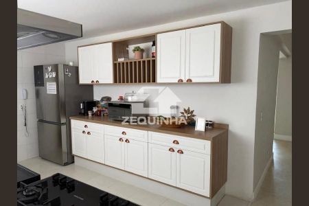 12_photo/94ceff656b.ceff8192393c33de-ATLAS-eef399b0-6d1c-4a93-8e5b-dfccd4a2d915.jpg de apartamento para alugar com 4 quartos, 254m² em Umuarama, Osasco