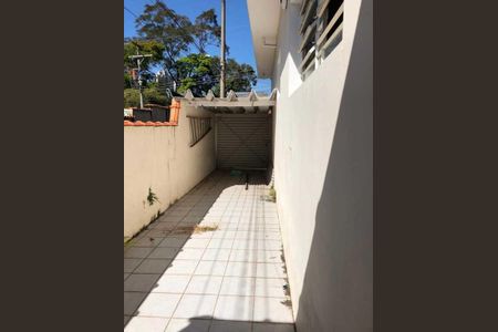 9_photo/94ceff6695.bdf1def5ceb5107f-ATLAS-9714bd5d-11a8-4734-8dee-77e2a11116e1.jpg de casa à venda com 2 quartos, 180m² em Umuarama, Osasco