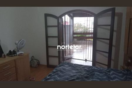 2_photo/94ceff7077.5a85c5bdfef41cf9-ATLAS-1ca0a693-3f67-4994-a2c3-c907ea66ef73.jpg de casa à venda com 3 quartos, 130m² em Bela Vista, Osasco