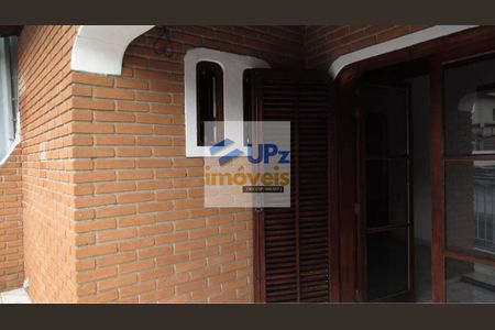 23_photo/94ceff75e5.e78a3bff2ad56a74-ATLAS-2f354201-7cfb-47eb-839c-09c65eb02ecd.jpg de casa para alugar com 4 quartos, 200m² em Cipava, Osasco