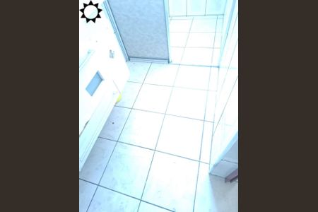 7_photo/94ceff7d6f.de44331dcf9a79a1-ATLAS-3232a7e6-29e8-4a52-bcd4-dfe7c4486540.jpg de casa à venda com 3 quartos, 223m² em Jardim D'abril, Osasco