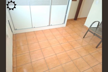 9_photo/94ceff7d6f.de44331dcf9a79a1-ATLAS-ab2cb595-d55b-4110-8c6d-9f1e1342a92b.jpg de casa à venda com 3 quartos, 223m² em Jardim D'abril, Osasco