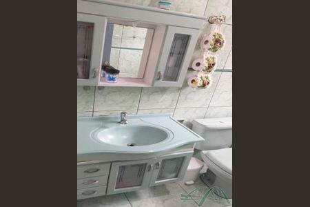 9_photo/94ceff7ddf.ceff8192393c33de-ATLAS-d10b8201-a5d7-4a7e-be14-ce0c59a93c06.jpg de casa à venda com 1 quarto, 50m² em Jardim Oriental, Osasco