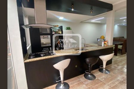 2_photo/94ceff7edf.20b1407c08fdccdc-ATLAS-02c8981e-4cb5-4032-8033-8fce8448166a.jpg de casa à venda com 3 quartos, 153m² em Jaguaribe, Osasco